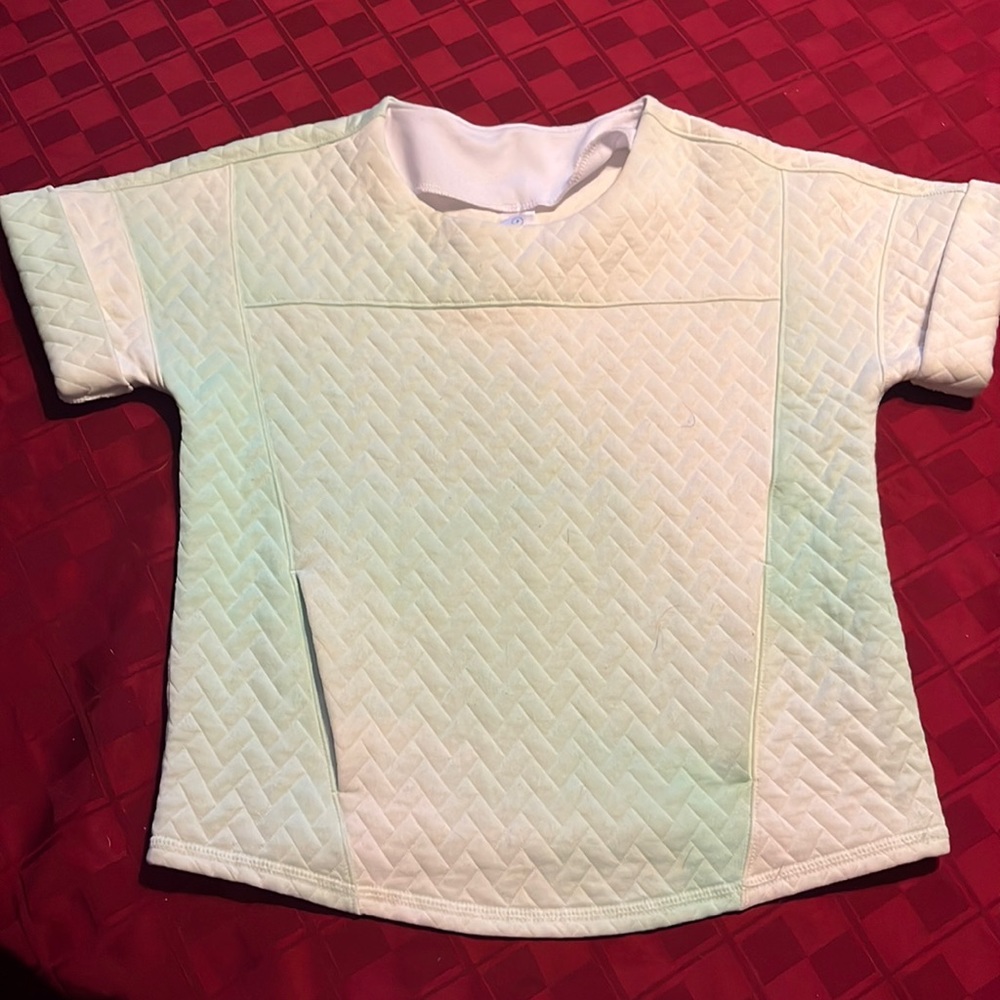 Ivivva thick tee!!!
